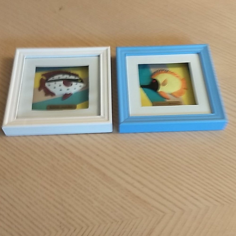 Set of 2  fish shadow box wall hangings Nice cond.